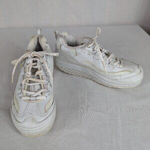 Skechers Shape Ups SN 11800 White Athletic Walking Toning Shoes Womens Size 8